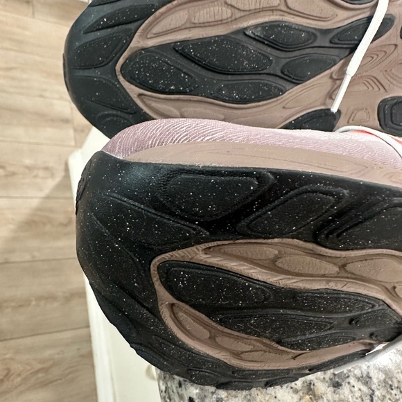 New Balance Women's Fresh Foam X 1080v14  Running Shoes - Picture 5 of 7